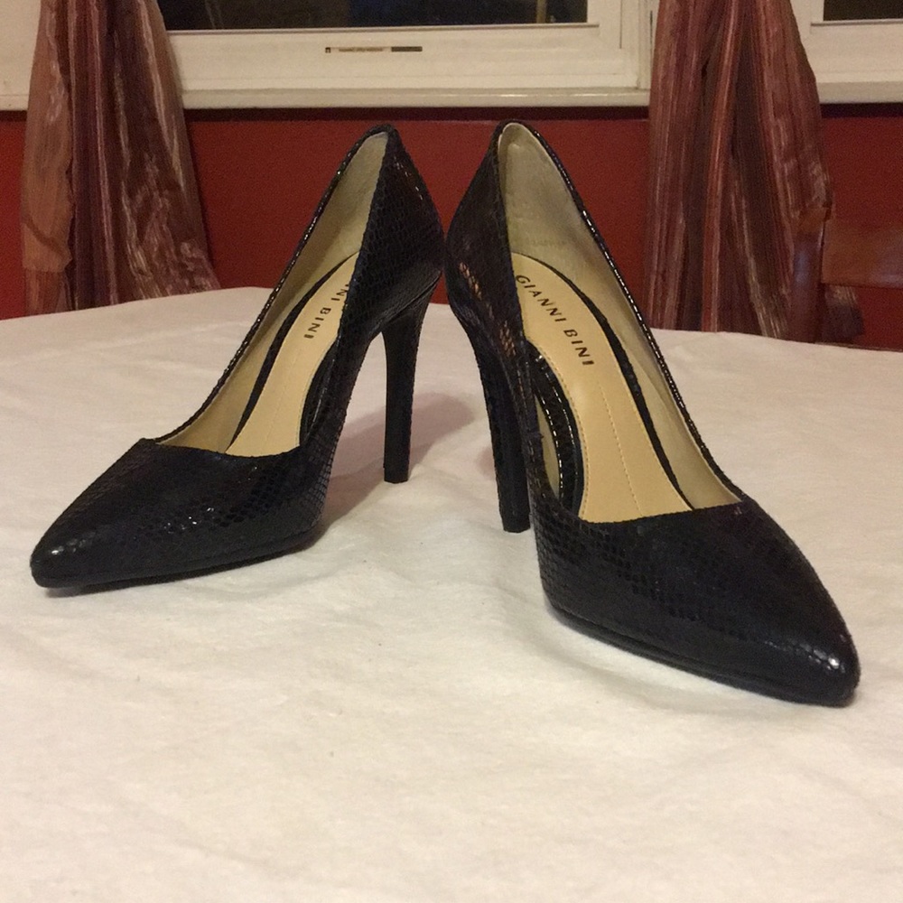 Black 3in pump